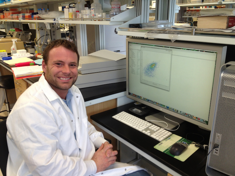 CRI postdoctoral fellow Matthew M. Gubin, Ph.D., in Schreiber’s lab in St. Louis.